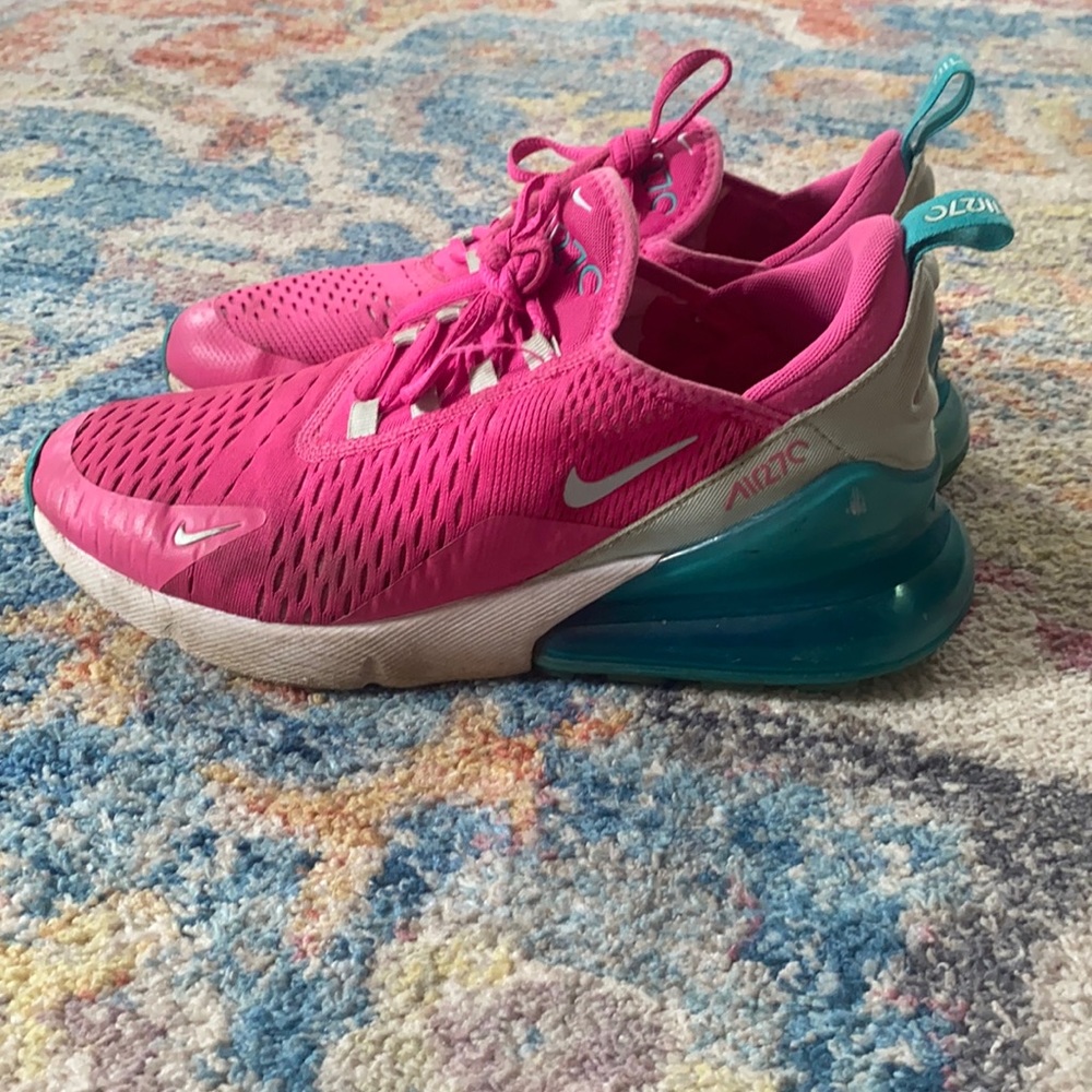 nike air 270’s